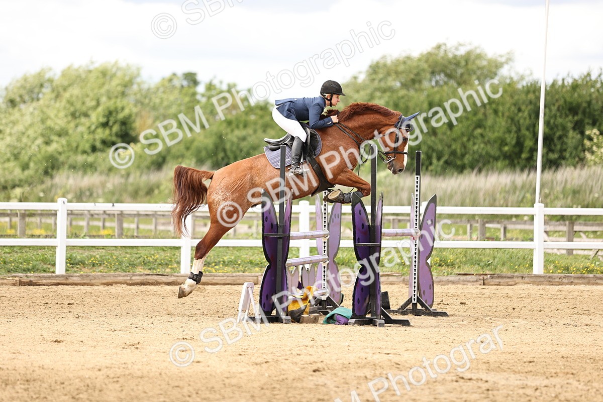 SBM_003280 - Class 11 - Senior Newcomers - 1.10m