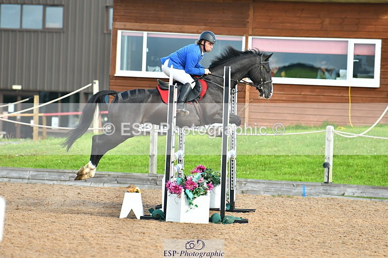 230811A-092442-03028 - Cls 14 A&B Snr Disco & 1.00m Open