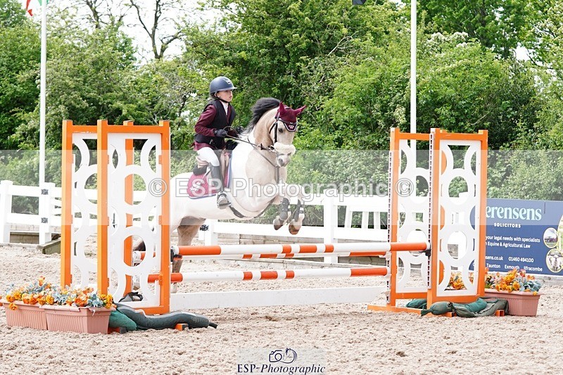 250505-124042-04349 - Cls 20+21 Club and Schools 70cm