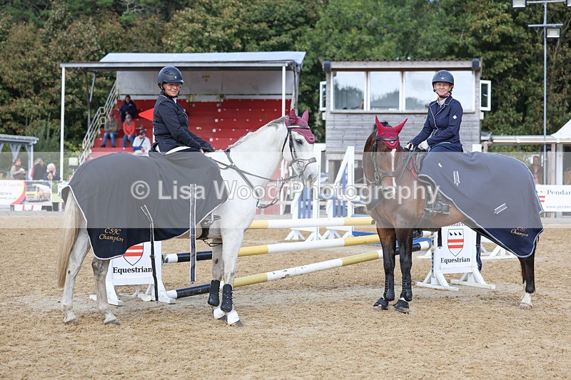 3E7A9569 - Class 9: Senior British Novice/90cm open