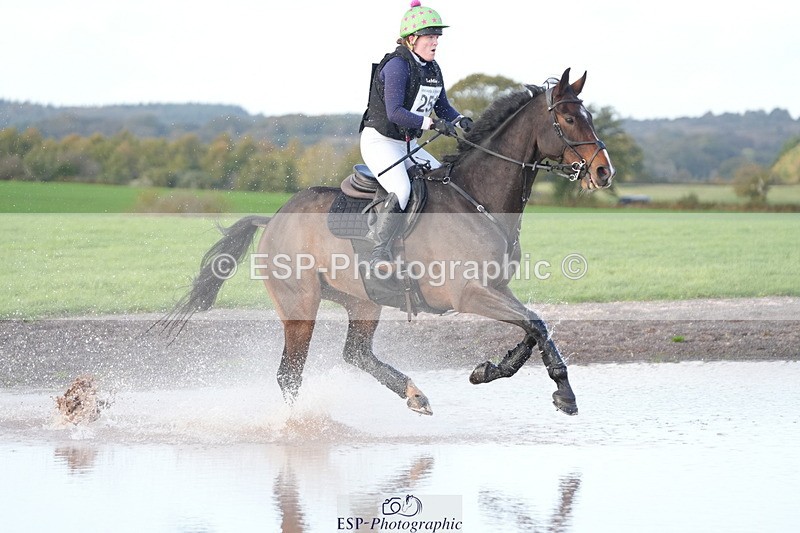 251024A-155137-14602 - C-251-Isabelle.Downes