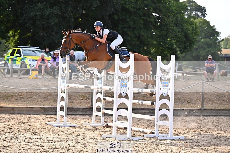 250817A-172433-05214 - Cls 24 Snr Foxhunter