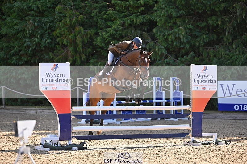 250802A-095023-00270 - B-057-Emma.Ergatoudis-MINERVA.VAN.DE.KOOLDRIES