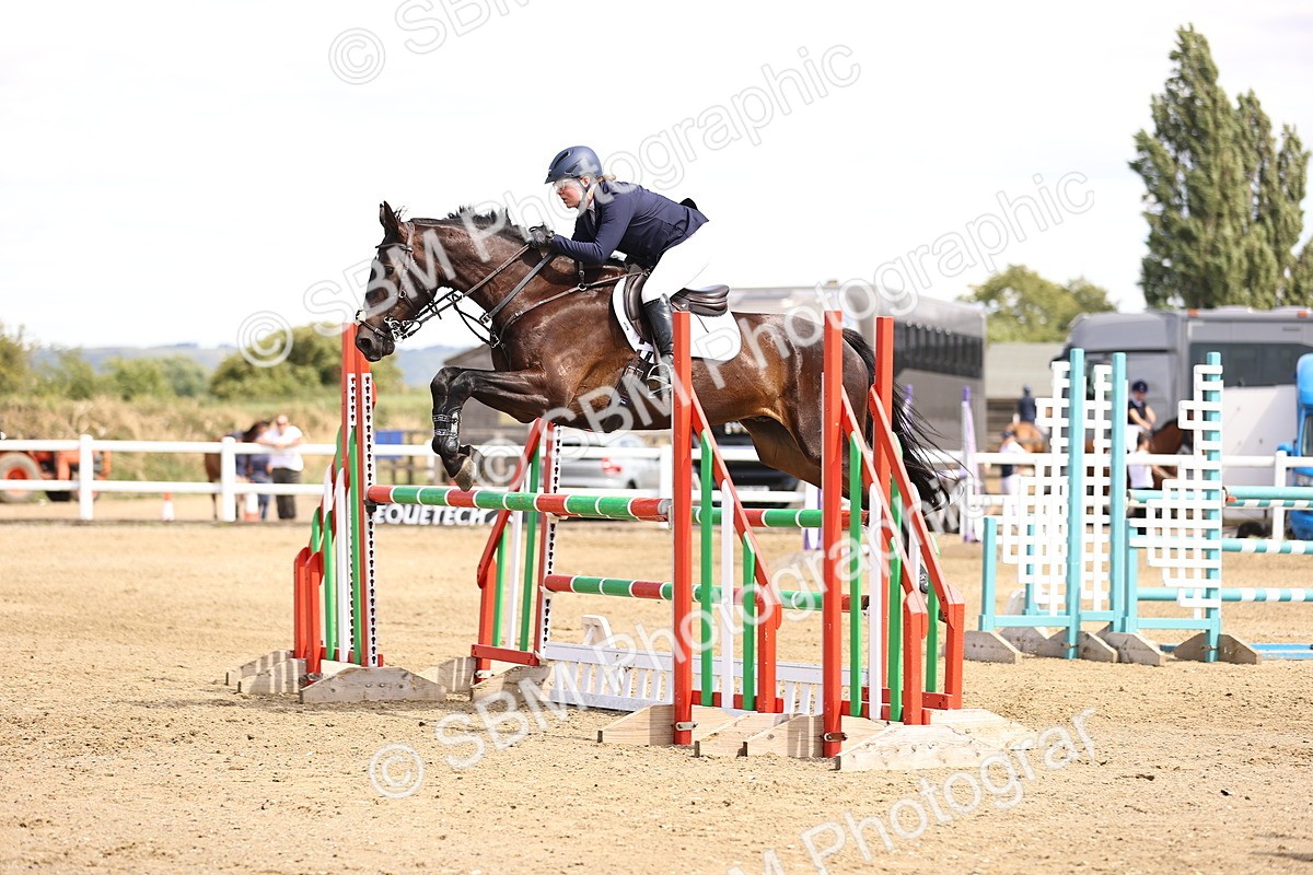 SBM_001284 - Class 6 - Senior Newcomers - 1.10m