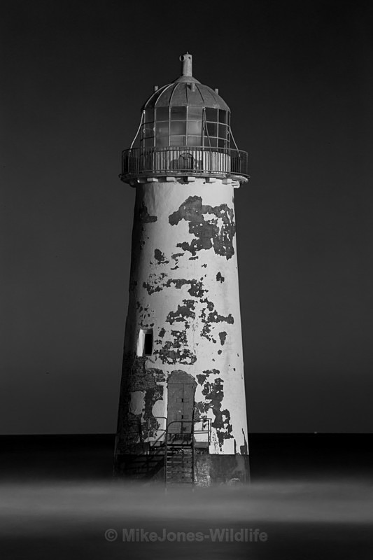 POINT OF AYR LIGHTHOUSE - ANGLESEY @ NORTH WALES LANDSCAPE PHOTOGRAPHY