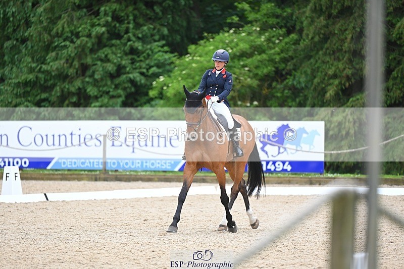 240524-113945-08966 - 520-LONDON_52-Laura_Collett