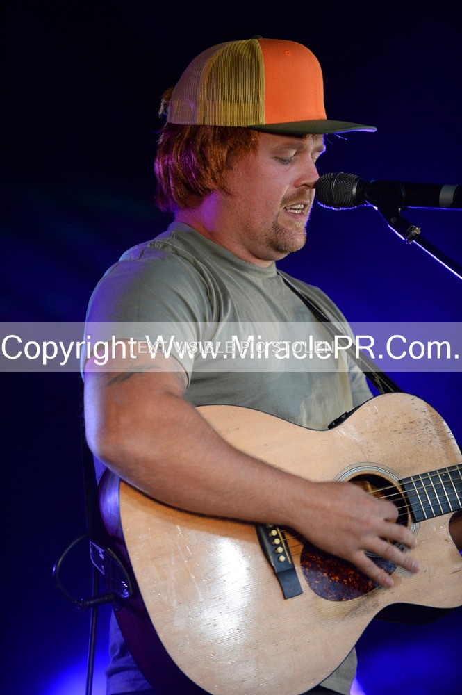 MSF_5435 - Sing it like Sheeran.
