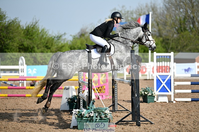 240511A-084440-10622 - Cls 27 85cm National Am Quali