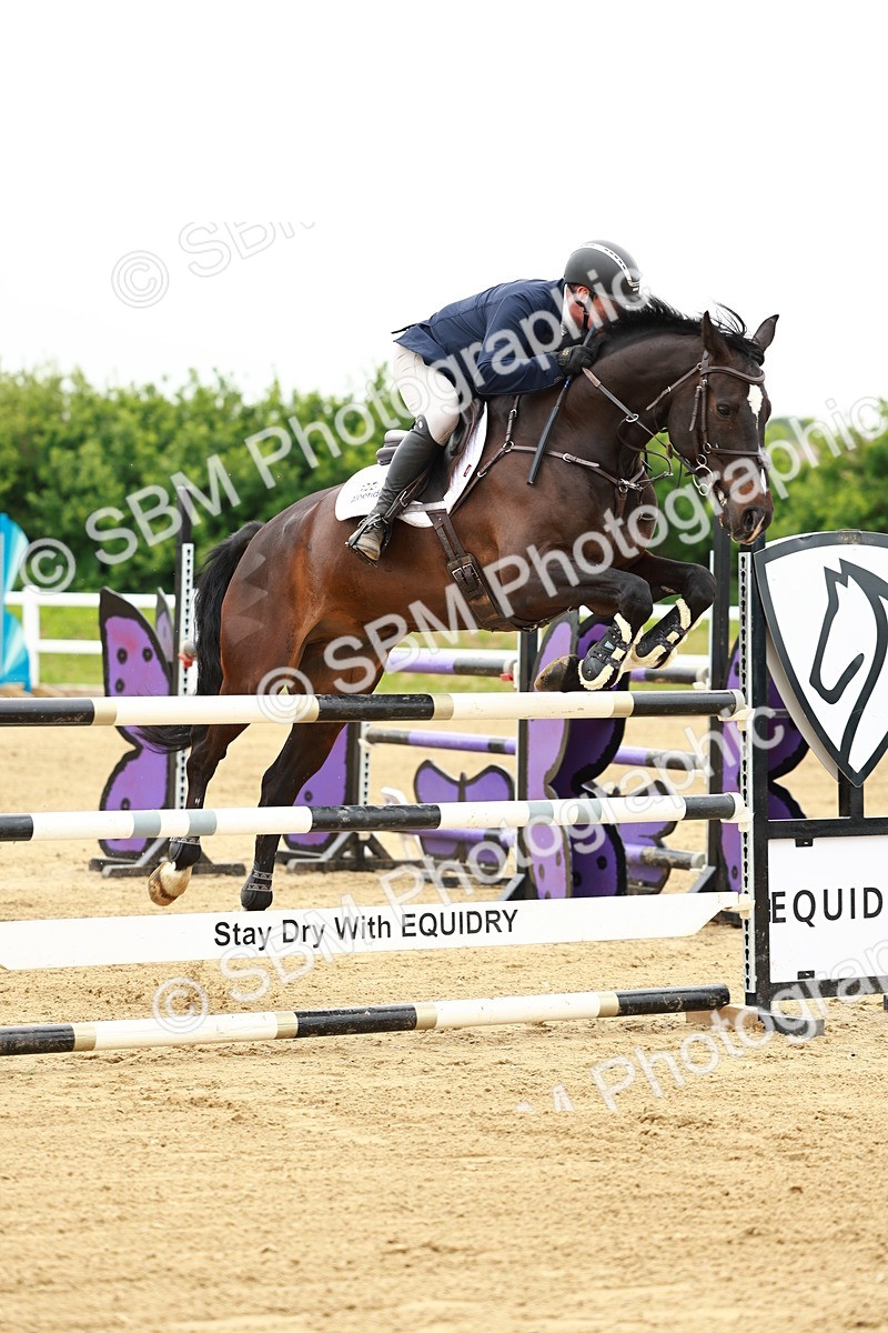 SBM_000974 - Class 5 - Senior Foxhunters - 1.20m