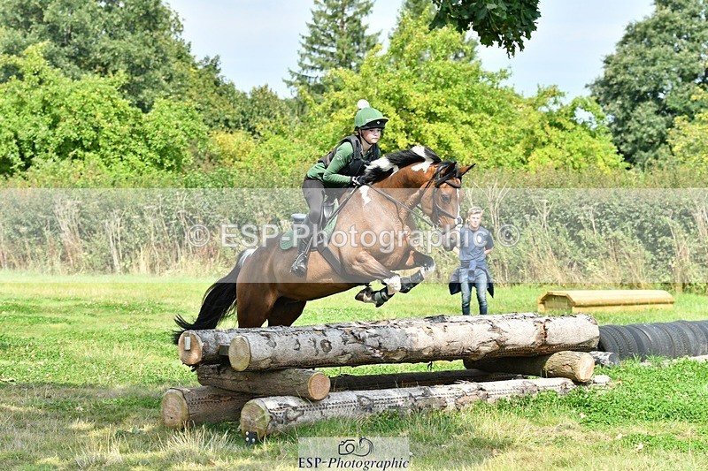 230817-140445-01140 - Theo's 1st Group - XC