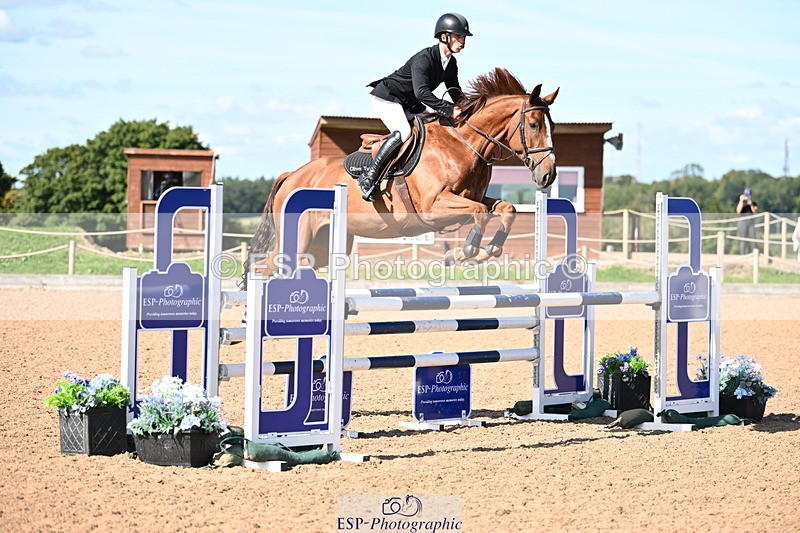 240913A-113209-03900 - Cls 14 Snr Newcomers