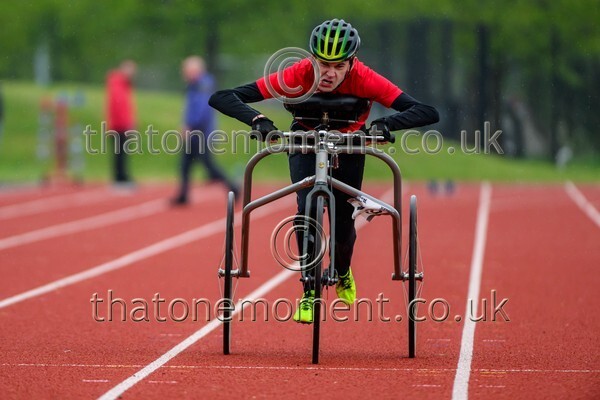 Opener25-924390 - Track Male