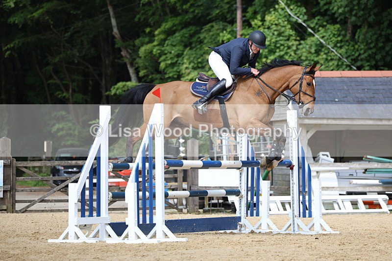 3E7A1184 - Class 14: Senior 1.15m Open
