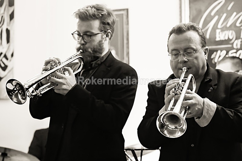  - TOM & SIMON GARDNER PLAY BROTHERS CANDOLI