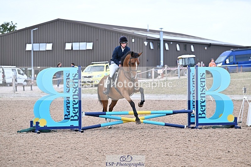 250826-152419-00099 - Clear Round and 60cm