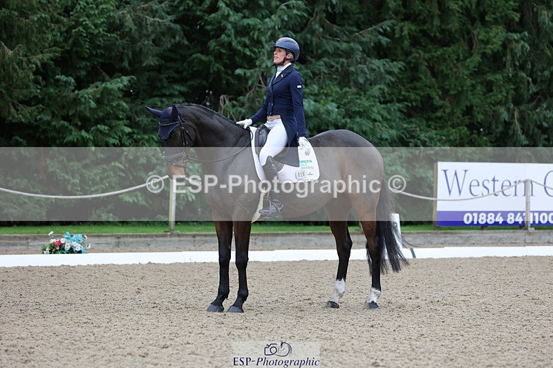 241024-120801-01989 - 056-Claire.Deuten-KILBUNNY.BLUE.BIRD