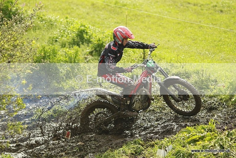 TR 060512-215 - Petit Bot - 06/05/12