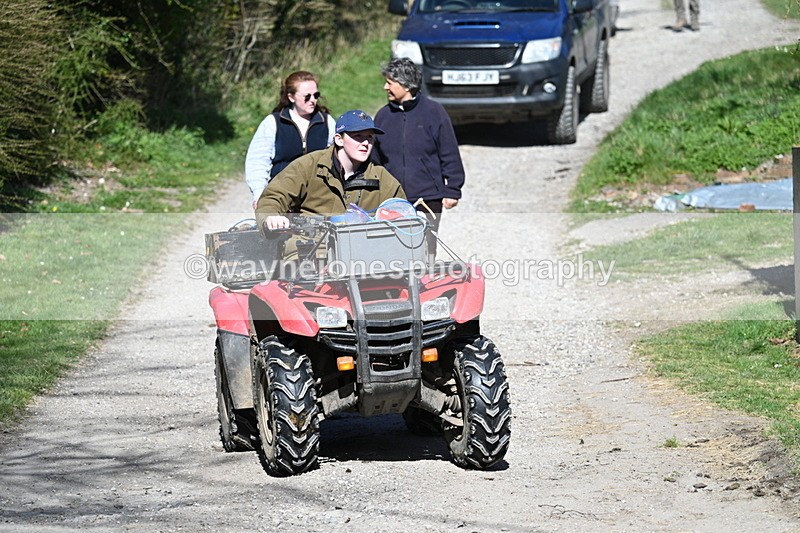 WJ7_9777 - Home for hunt tea !