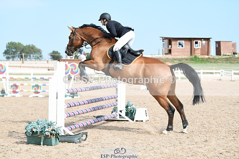 250725-164829-04017 - Cls 10 1.05m Amateur Quali