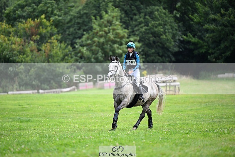 240803-134014-06671 - 205-Jessica_Thomas-QUALITY_STEP_ON