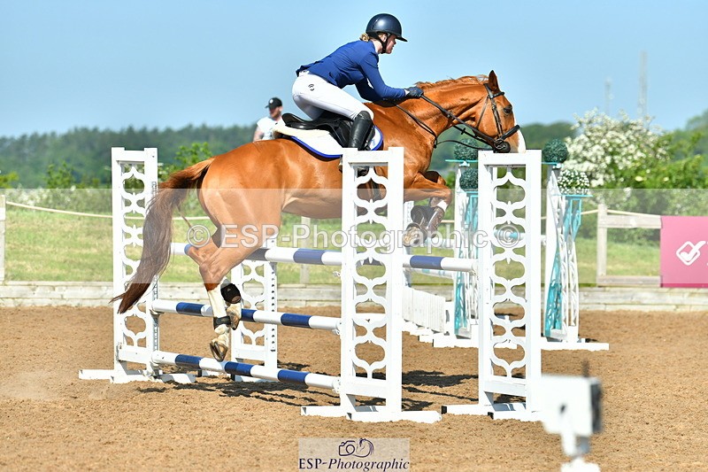 230527A-094836-03059 - Cls 13 Snr 1.05m + 1.10m Open