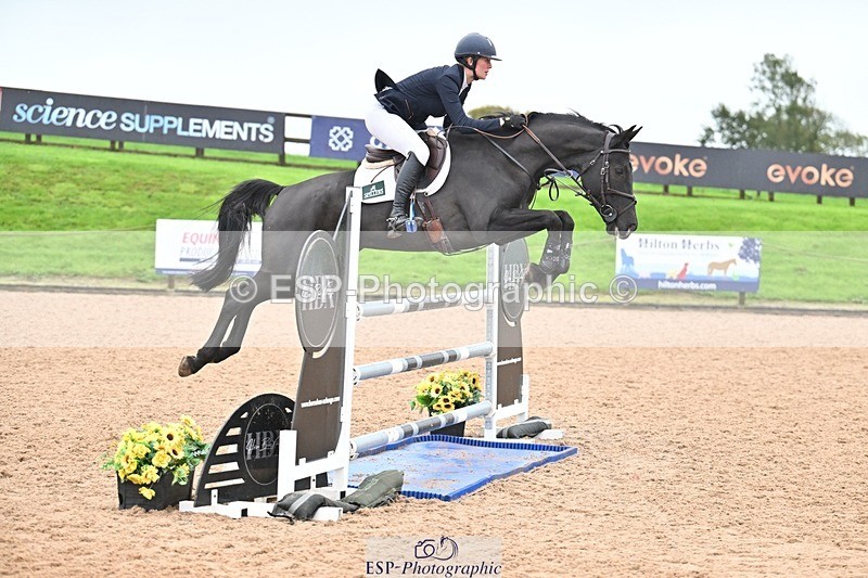 251003-113643-00505 - Cls 2 Newcomers and 1.10m