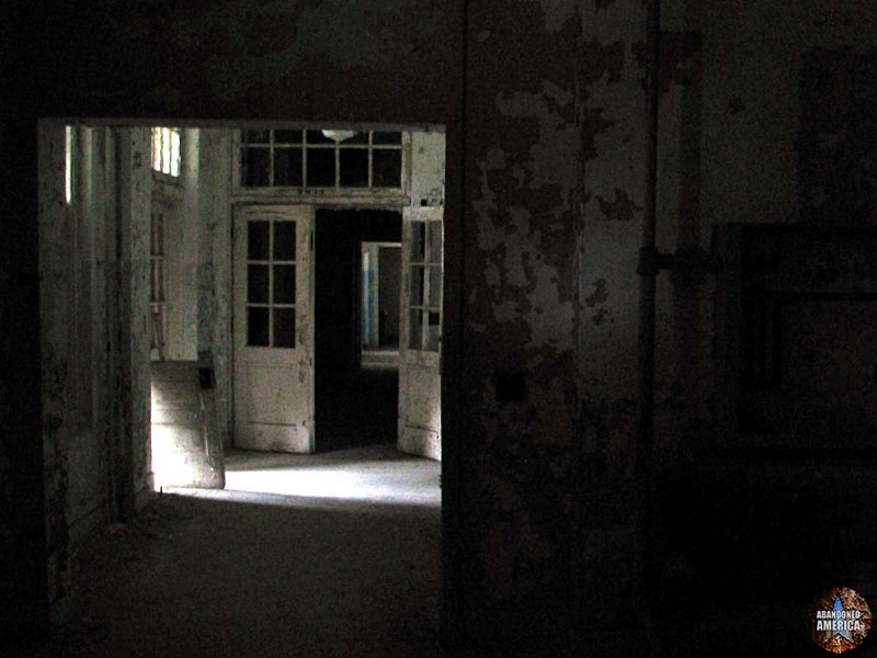  - Athina State Hospital Tuberculosis Ward*
