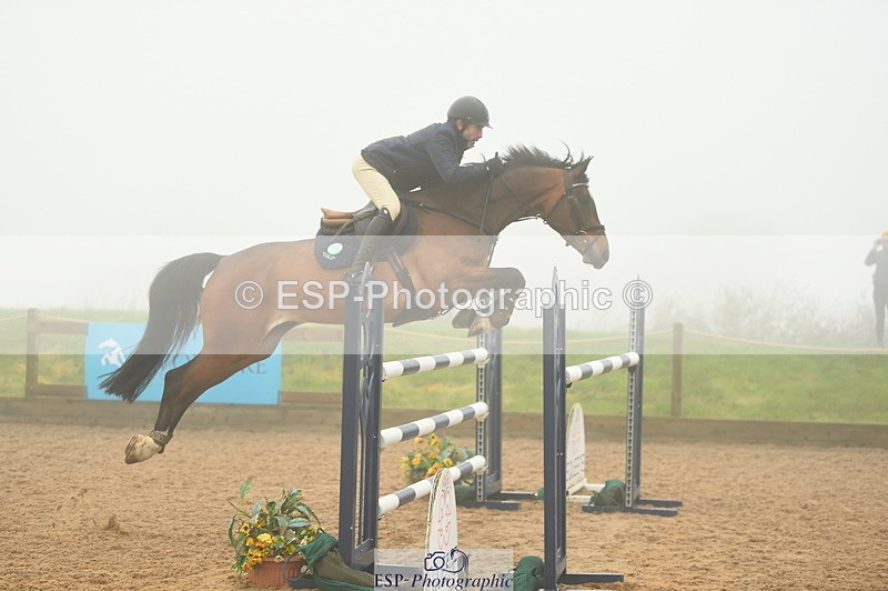 230505A-090312-02682 - Cls 20 Snr Foxhunter