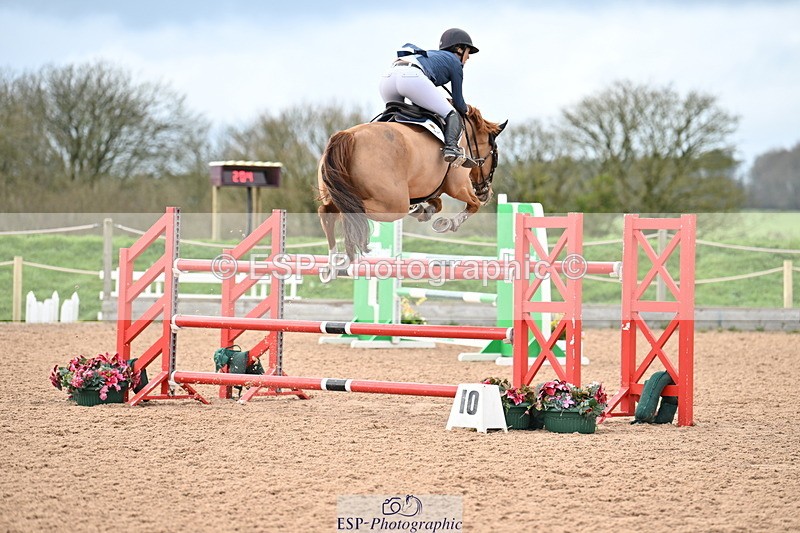 240315A-130241-01116 - Cls 3 Snr Foxhunter