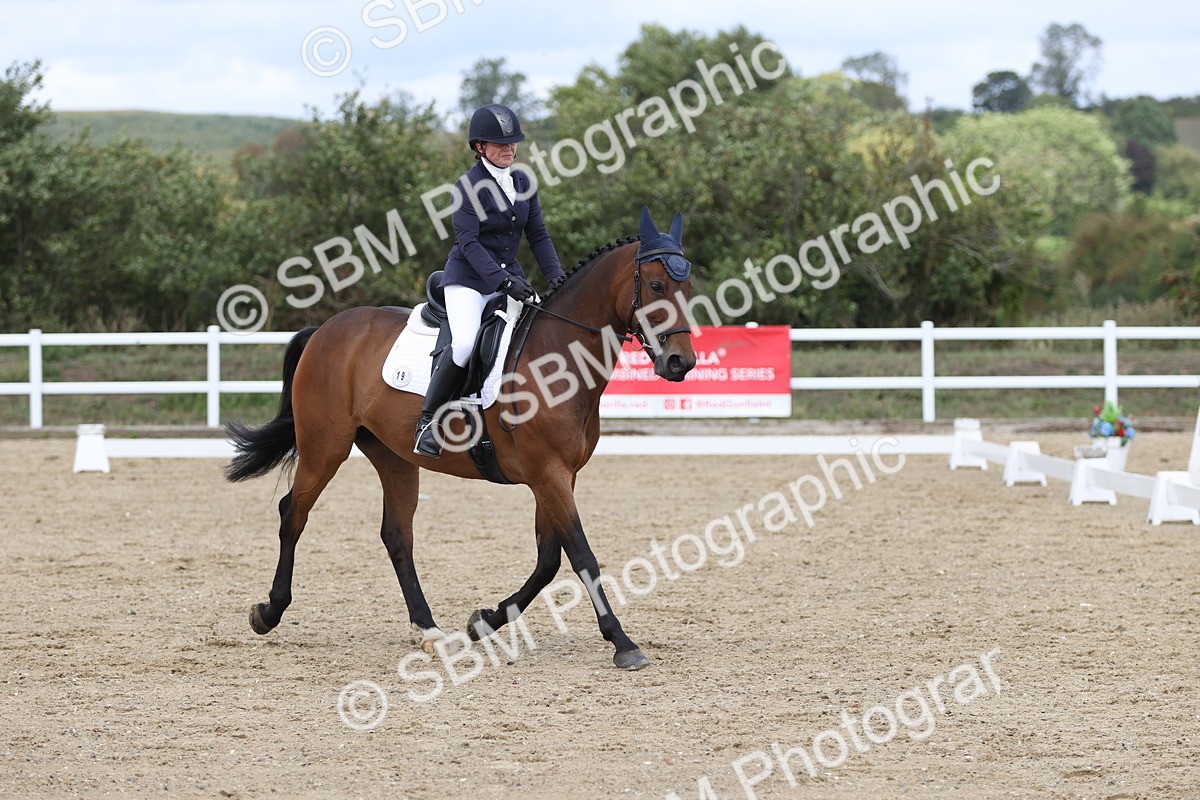 SBM_003932 - Class 9 - Novice 3 Champs