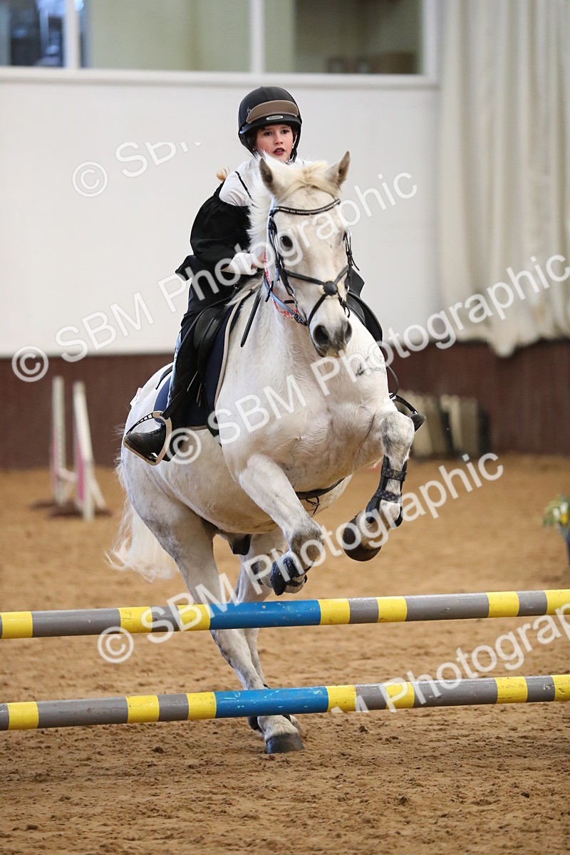 SBM_001324 - Class 3 - Horse & Hound