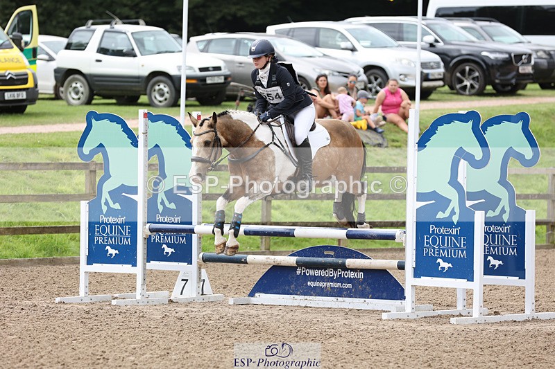 240804-132953-14275 - 554-Imogen_Brookes-CASTLEVIEW_AGAIN