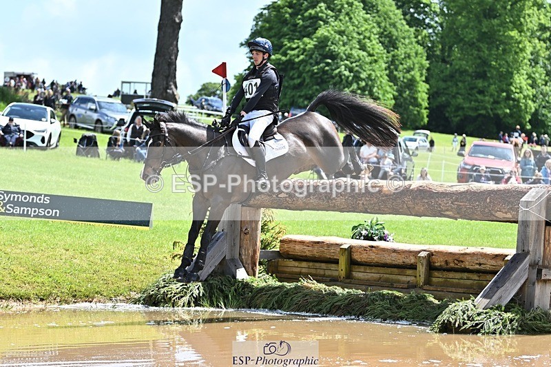 240526-122059-21953 - 401-PLOT_TWIST_B-Tom_Jackson