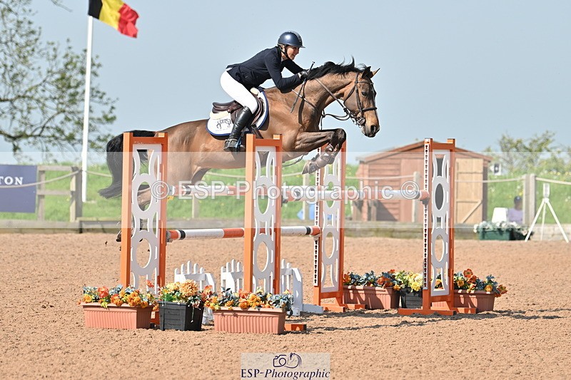 240512A-100406-17121 - Cls 48 National 1.30m Open