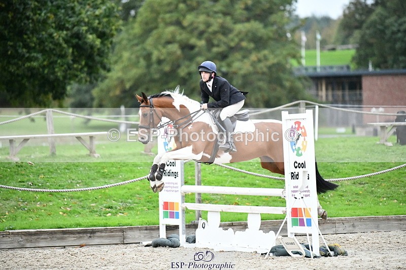 251004A-174112-02556 - Classes 12 & 13 90cm