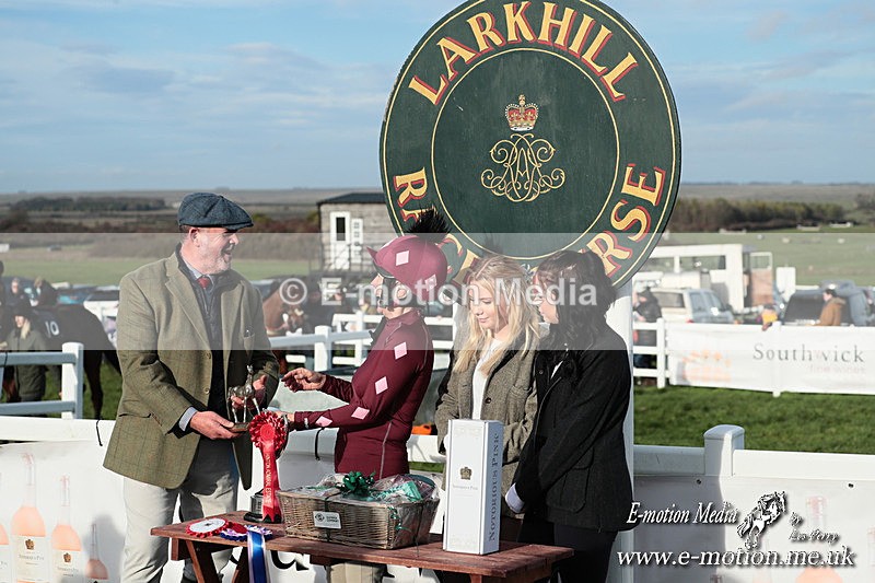 PtP 141225  1214 - New Forest Hounds PtP Larkhill 14/12/25