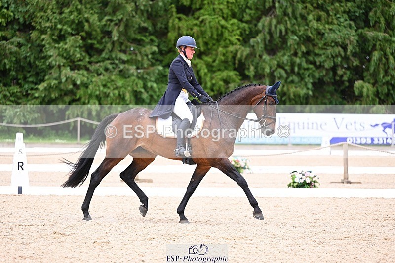 240524-120343-09153 - 524-BALLYVALLY_BAY-Rachel_Rendle