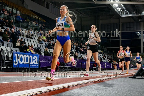 SenInd26-810756 - Track Female Set Three