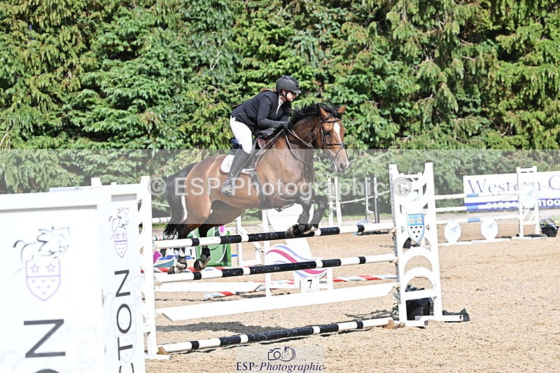 250704A-165408-12194 - Cls 23 Snr Foxhunter