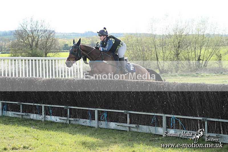 PtP 210425  1372 - Paxford Races Easter Monday 21/04/25