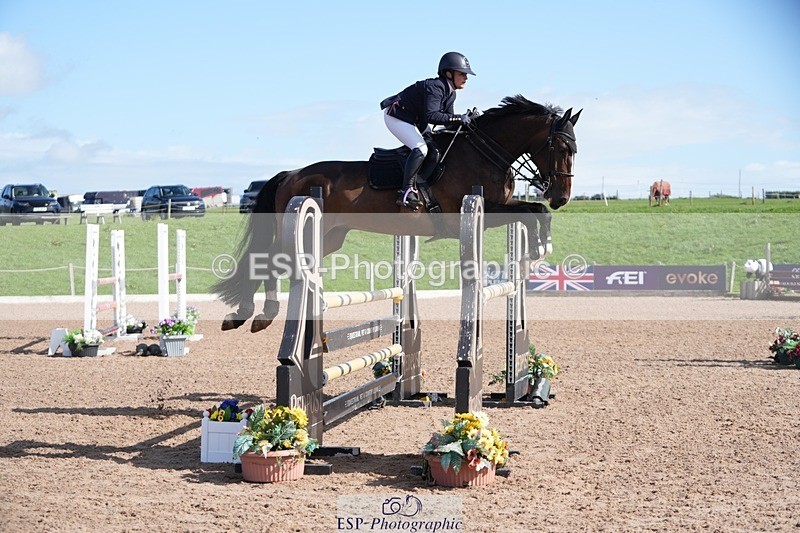 250913-110907-06335 - Cls 14 Snr Newcomers