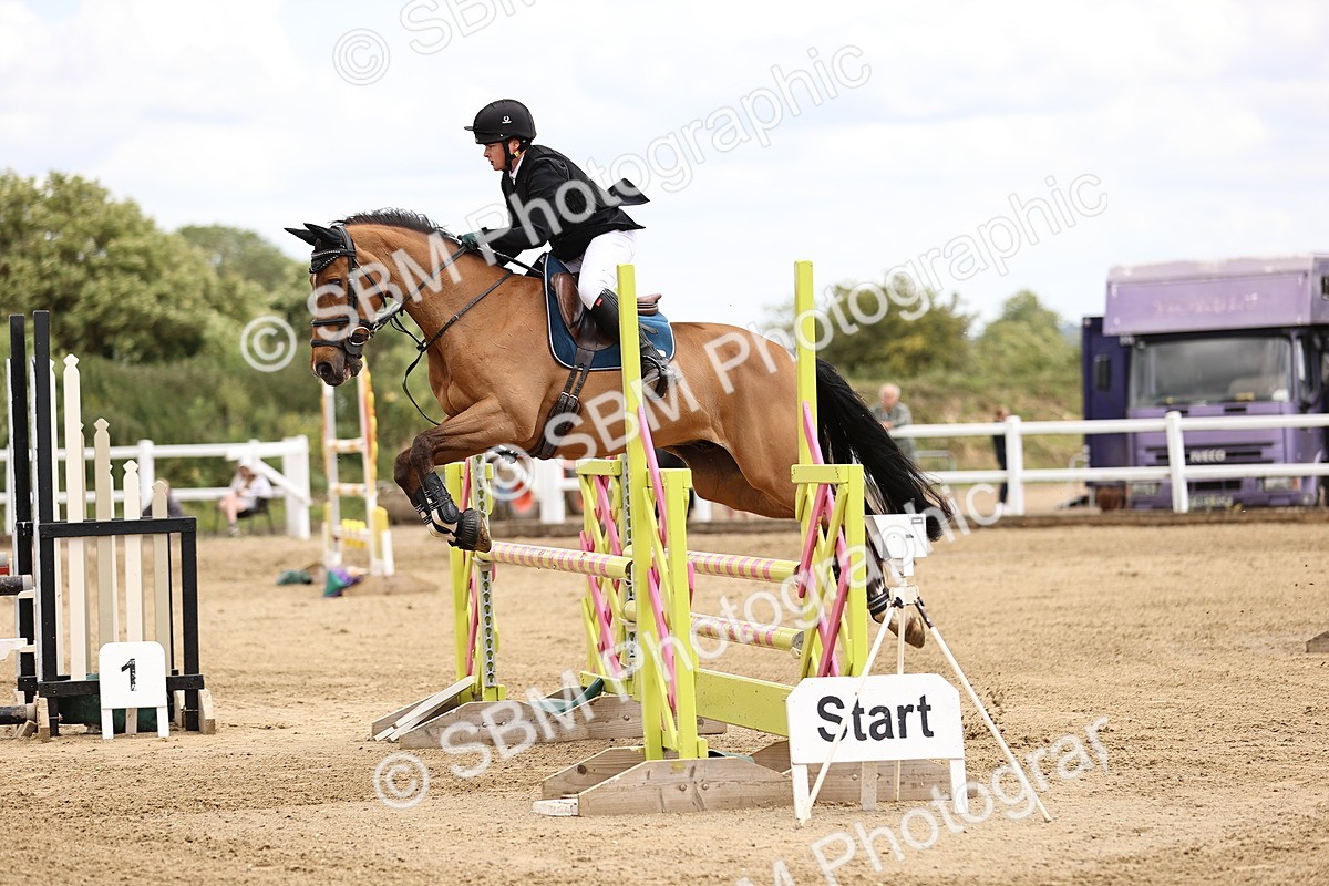 SBM_007957 - Class 3 - 90cm showjumping