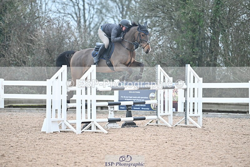 240113A-130642-02116 - Cls 12 Newcomers and 1.10m Open