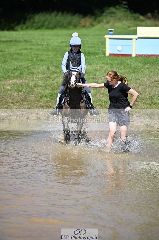 240728B-112501-01018 - Theo's Group XC