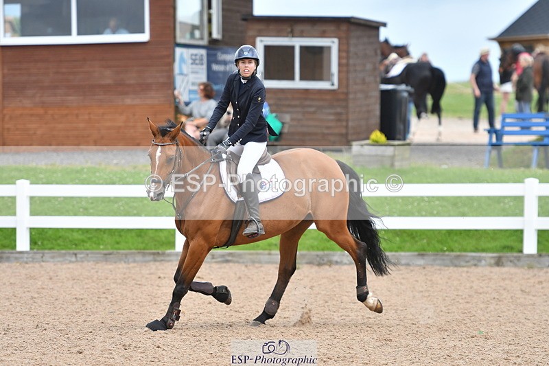 240727A-155118-06403 - Cls 24 1.05m Amateur Qualifier