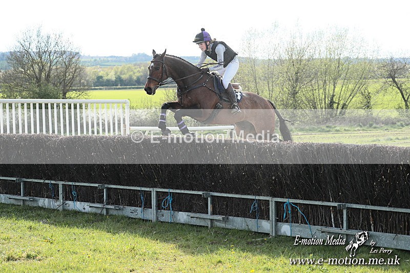 PtP 210425  1377 - Paxford Races Easter Monday 21/04/25