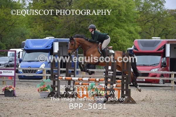 BPP_5031 - CLASS 24 SUN Senior BritiNovice/ 90cm Open