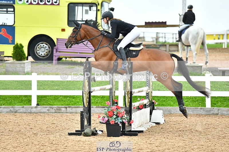 230730A-110914-09163 - Cls 32 Discovery & 1m Open