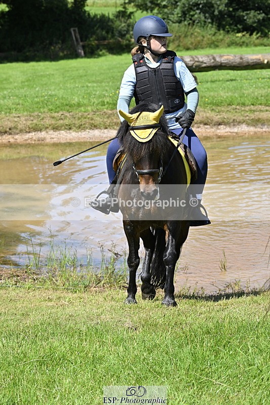 240728B-111827-00834 - Theo's Group XC