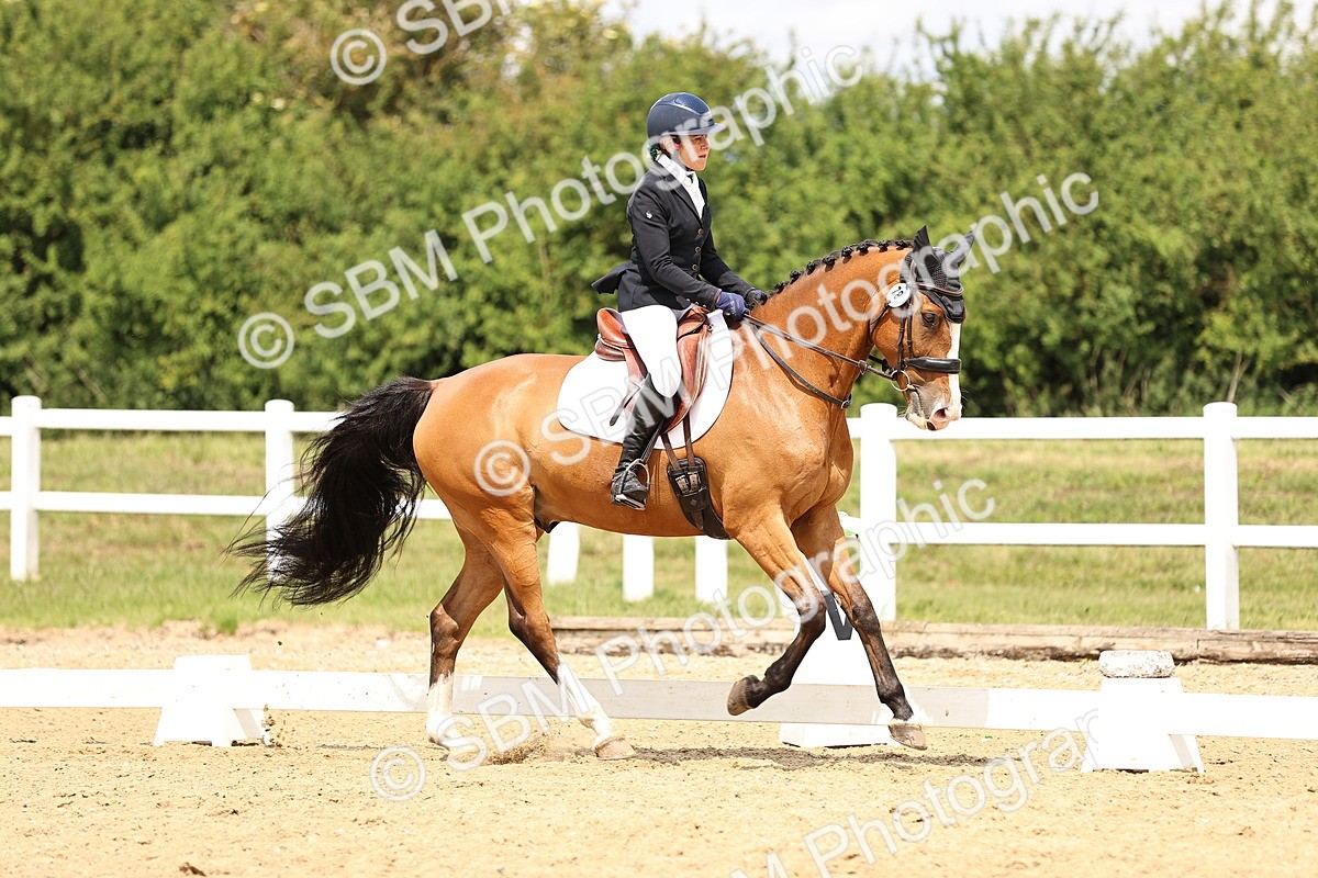 SBM_002976 - Class 2 - Novice 4 - 12.00-13.10